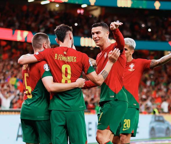 包含葡萄牙逆转意大利,惊险晋级欧国联半决赛的词条 包含葡萄牙逆转意大利,惊险晋级欧国联半决赛的词条