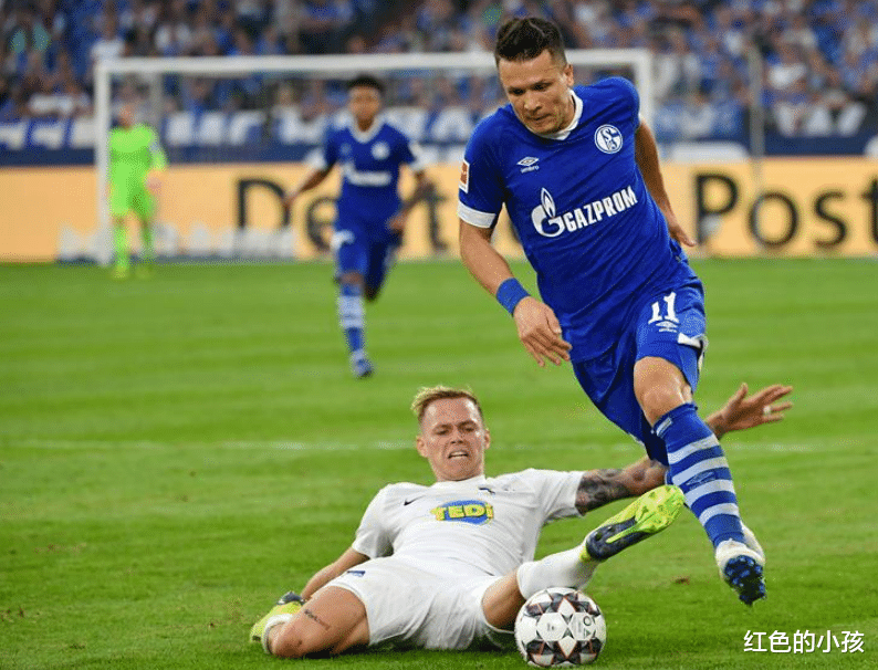 沙尔克04客场失利,降入德甲降级区 沙尔克04客场失利,降入德甲降级区