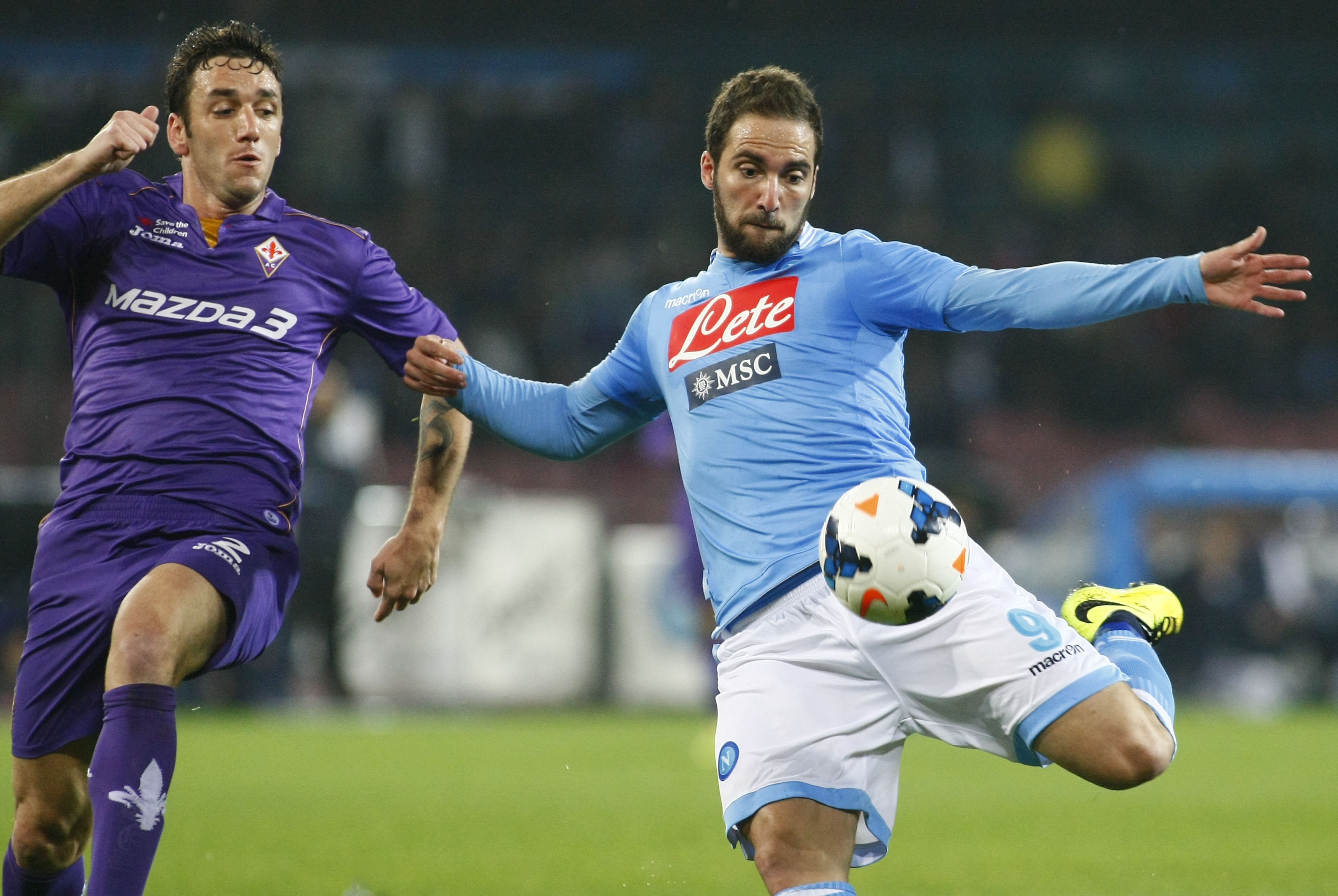 那不勒斯对抗佛罗伦萨：双方势均力敌