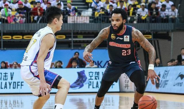 力拼强强:不同实力的球队间的对决将带来无限的悬念 力拼强强:不同实力的球队间的对决将带来无限的悬念