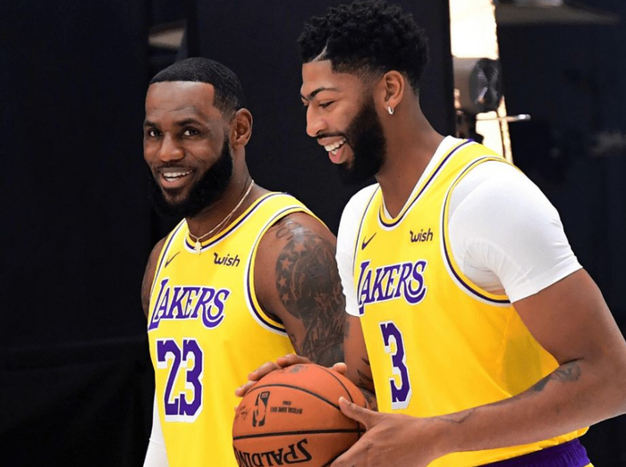 爵士完胜快船，浓眉哥带队取胜