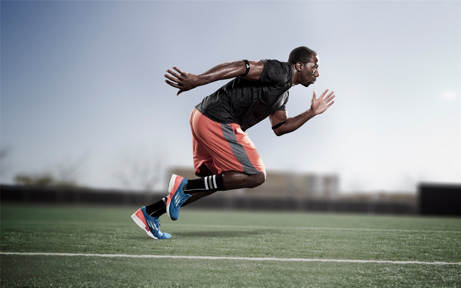 当克莱穿上深圳队服,一场跨越篮球次元的终极突围