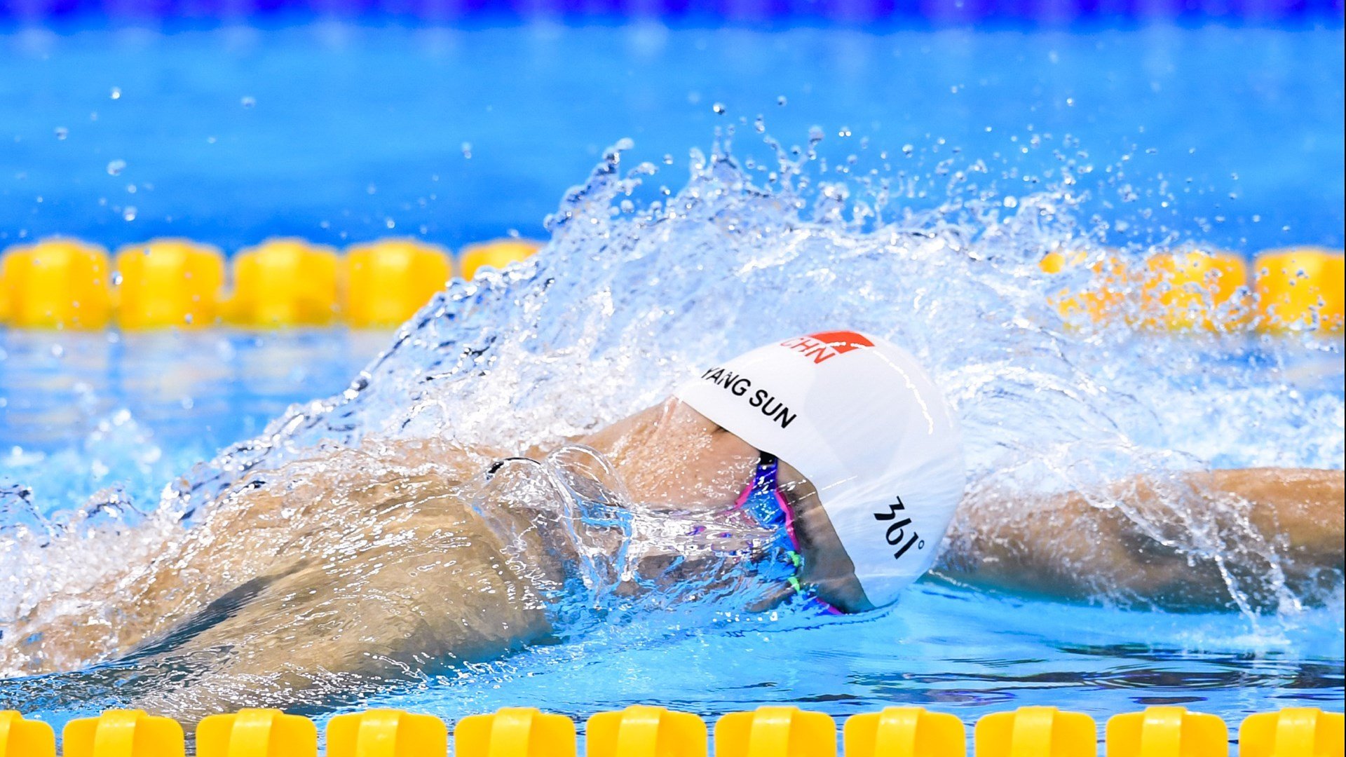 杀手本能，英格拉姆关键时刻站出来，深圳队在争冠战中力克热火