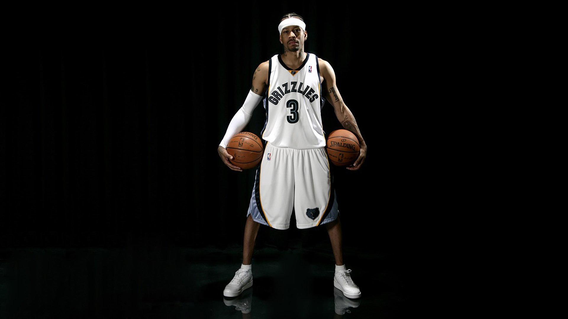 0.8秒的反重力奇迹，当字母哥在霍华德指尖完成不可能